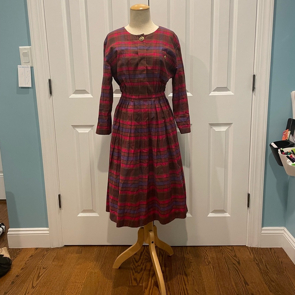 Vintage style red, purple and brown plaid midi dress with 3/4 ballon sleeves